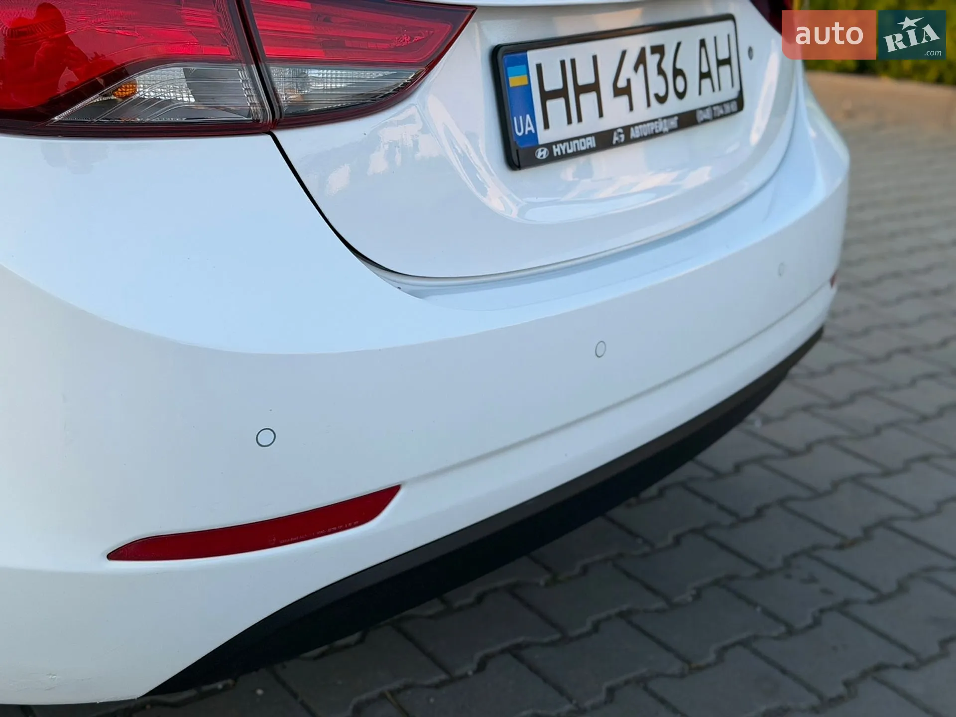 2015 Hyundai Elantra - мініатюра 17