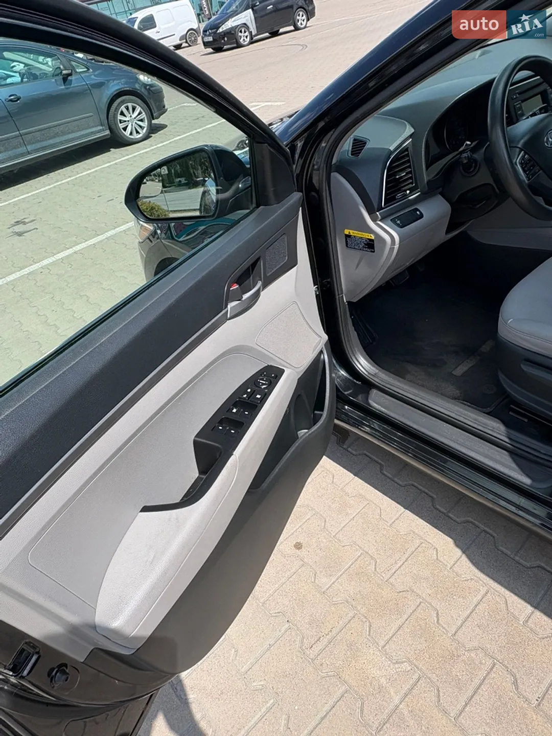 2018 Hyundai Elantra - мініатюра 22