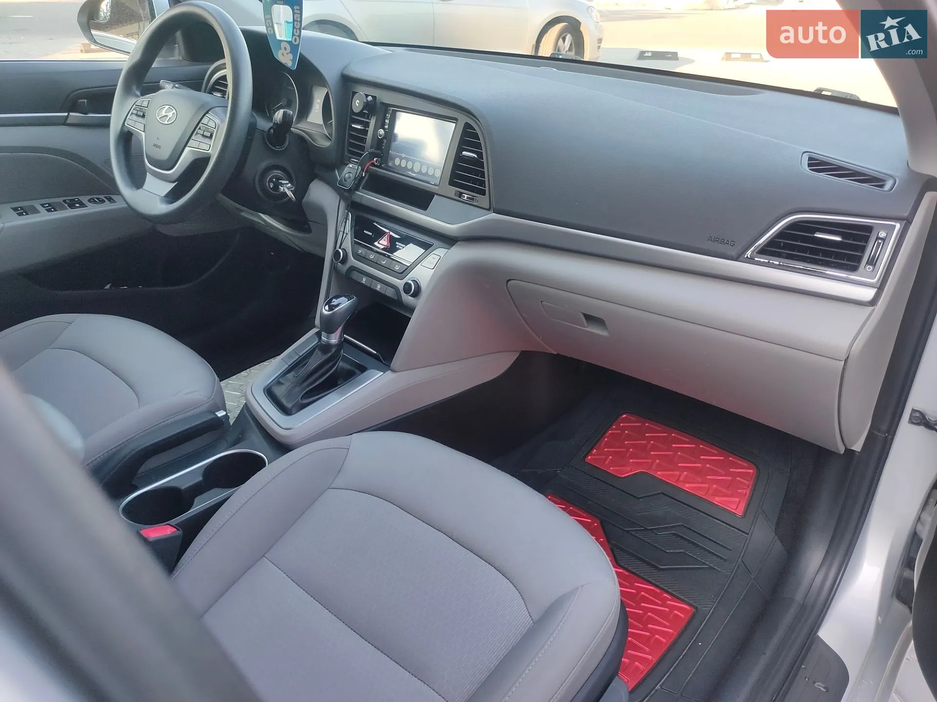 2018 Hyundai Elantra - мініатюра 21