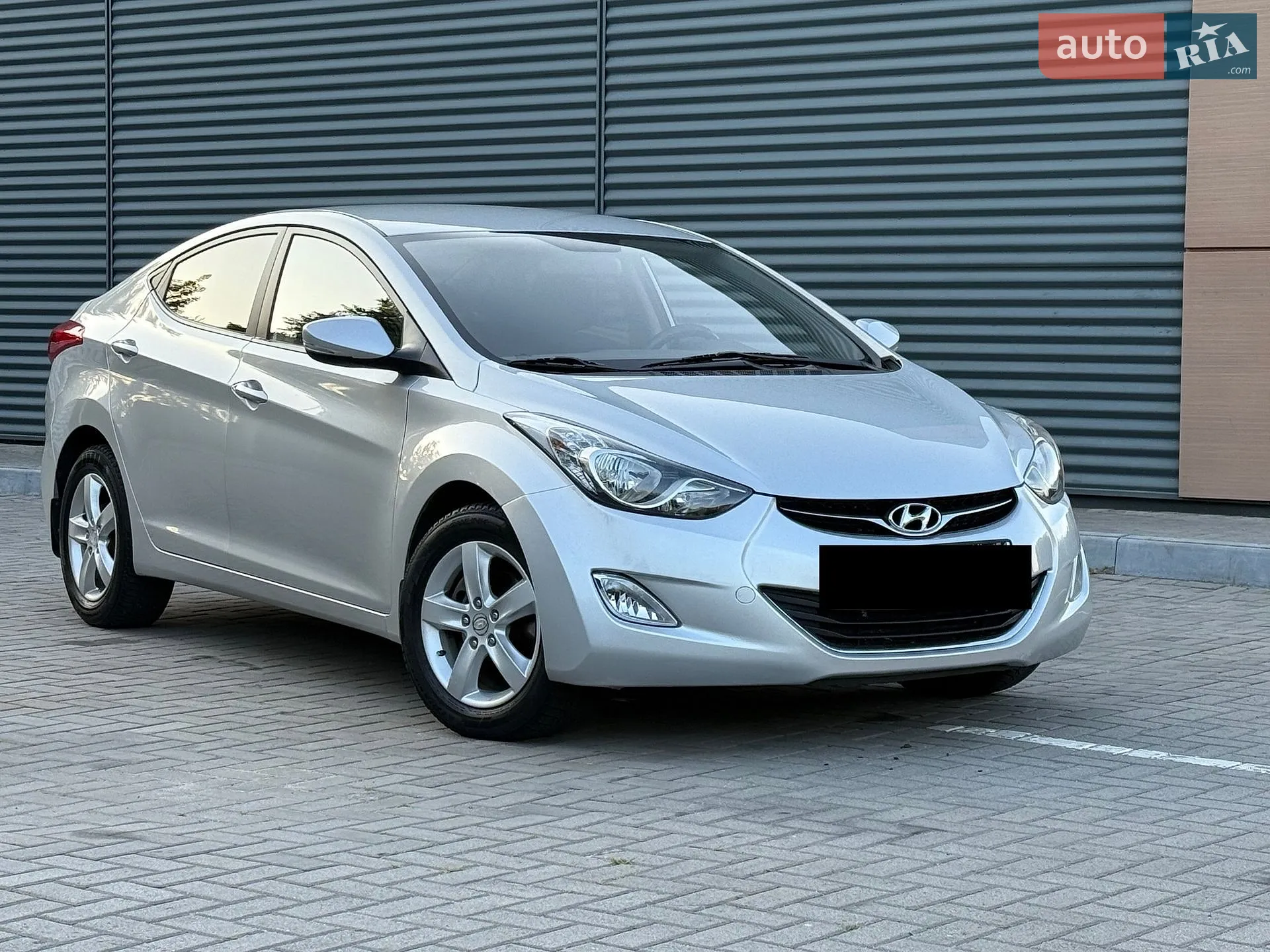 2011 Hyundai Elantra - фото 1