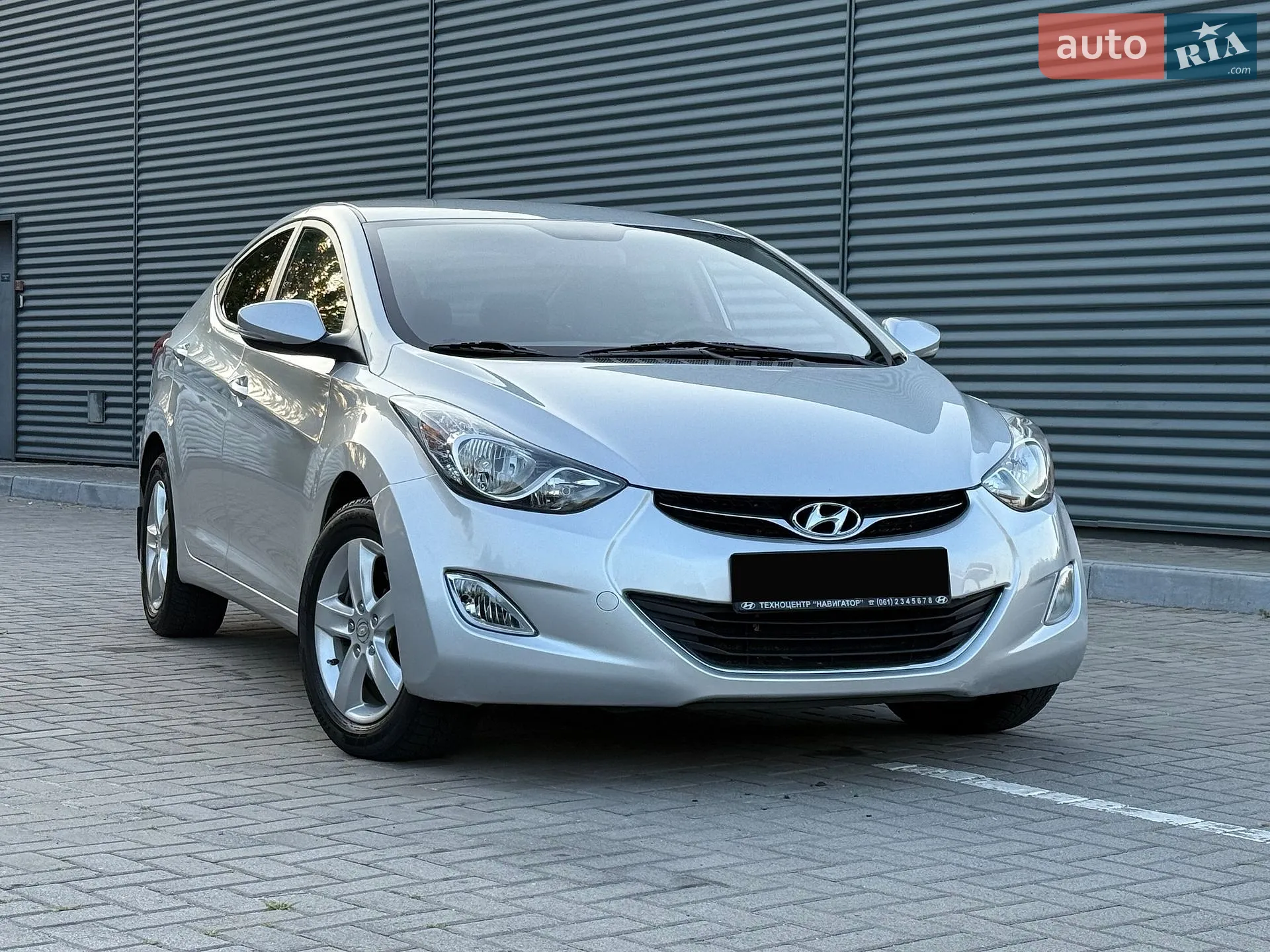 2011 Hyundai Elantra - мініатюра 2