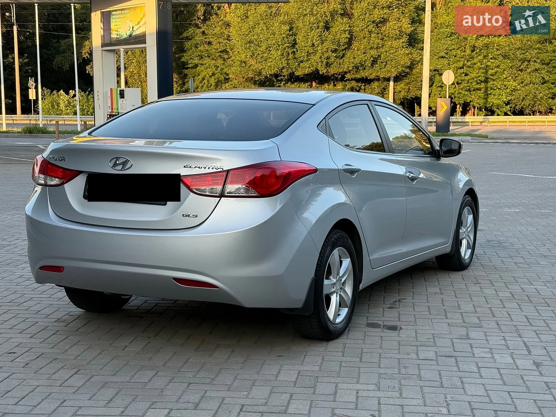 2011 Hyundai Elantra - мініатюра 6