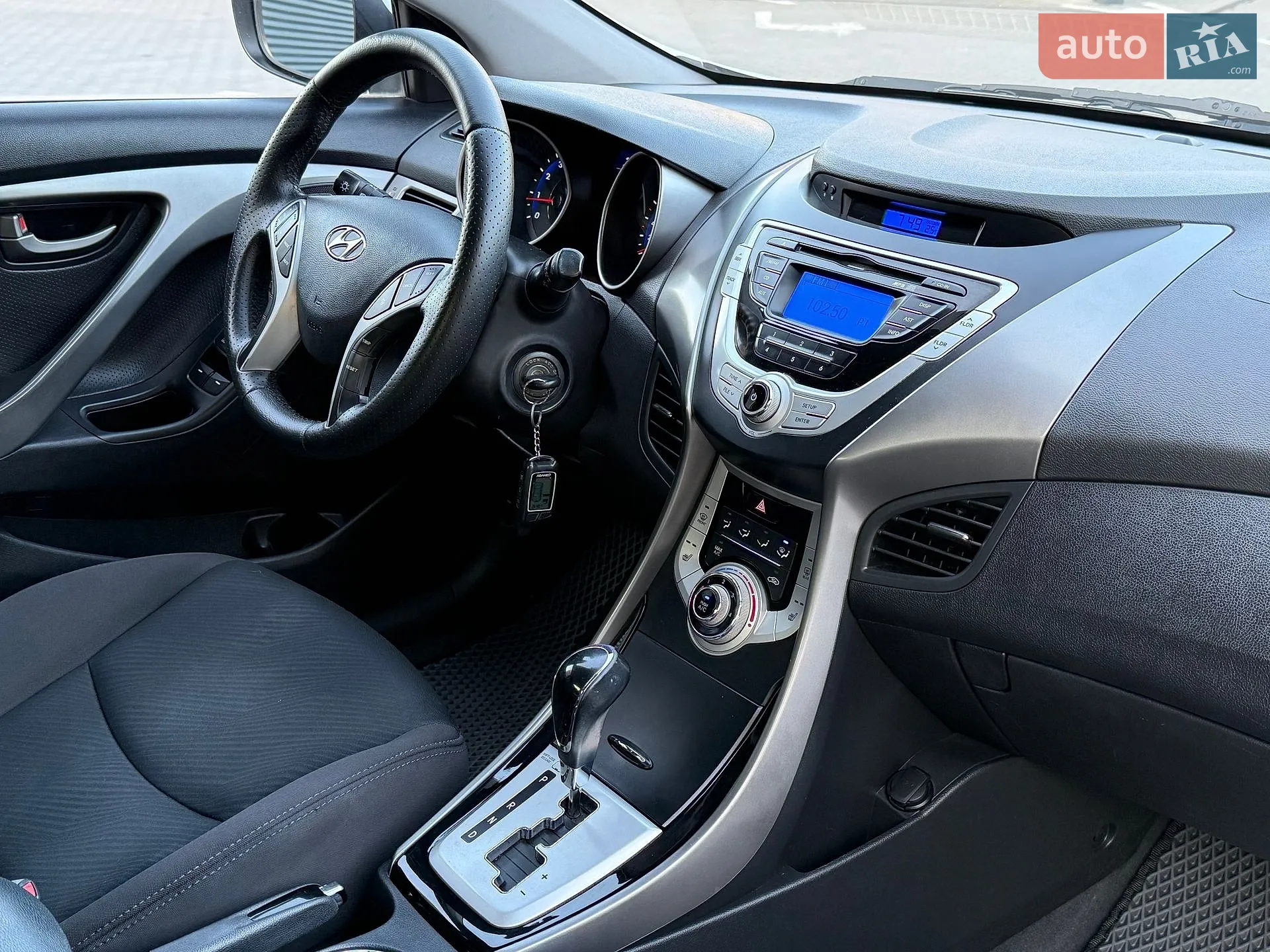 2011 Hyundai Elantra - мініатюра 13