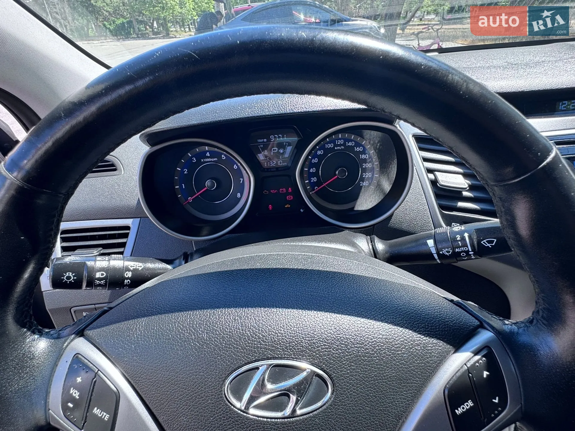 2015 Hyundai Elantra - мініатюра 8