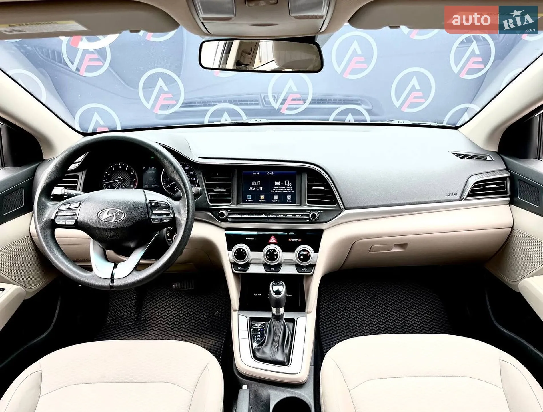 2018 Hyundai Elantra - мініатюра 15