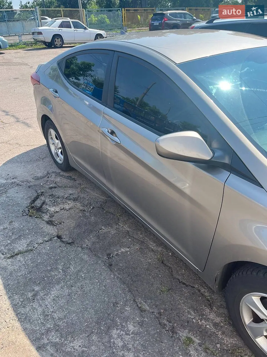 2014 Hyundai Elantra - мініатюра 8