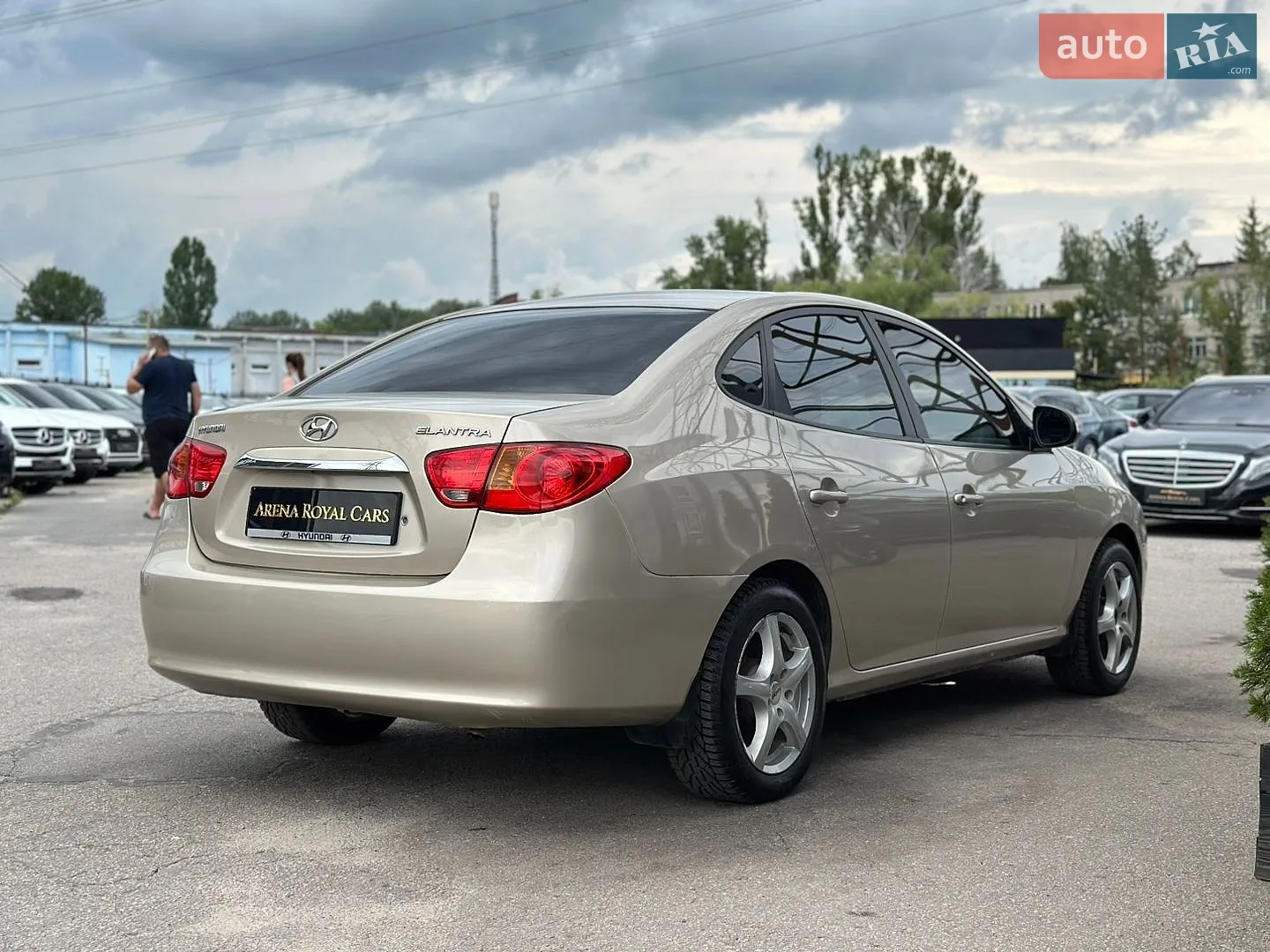 2010 Hyundai Elantra - мініатюра 10