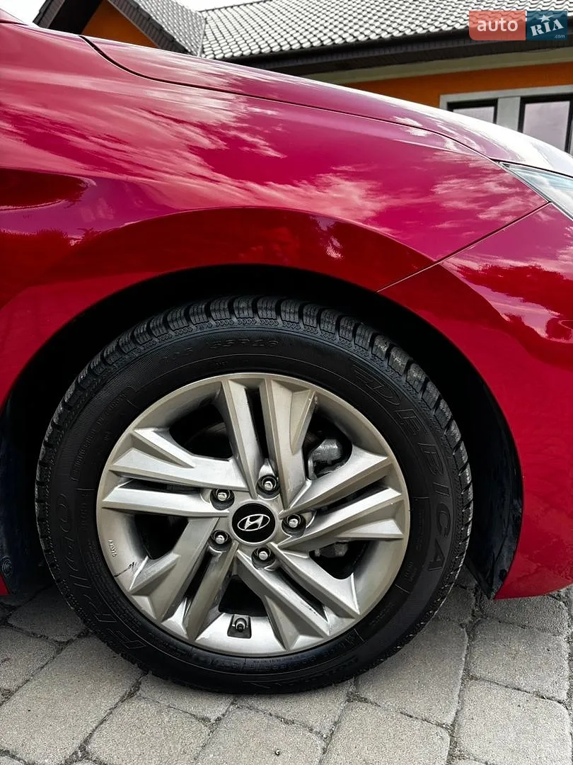 2019 Hyundai Elantra - мініатюра 13