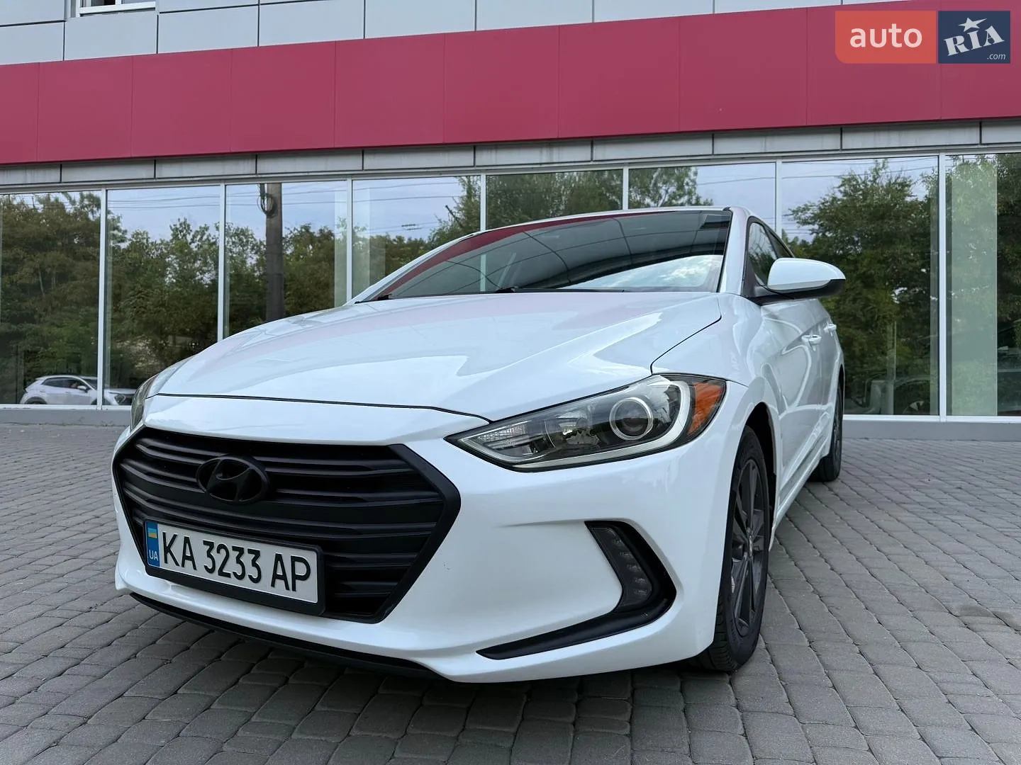2016 Hyundai Elantra - фото 1