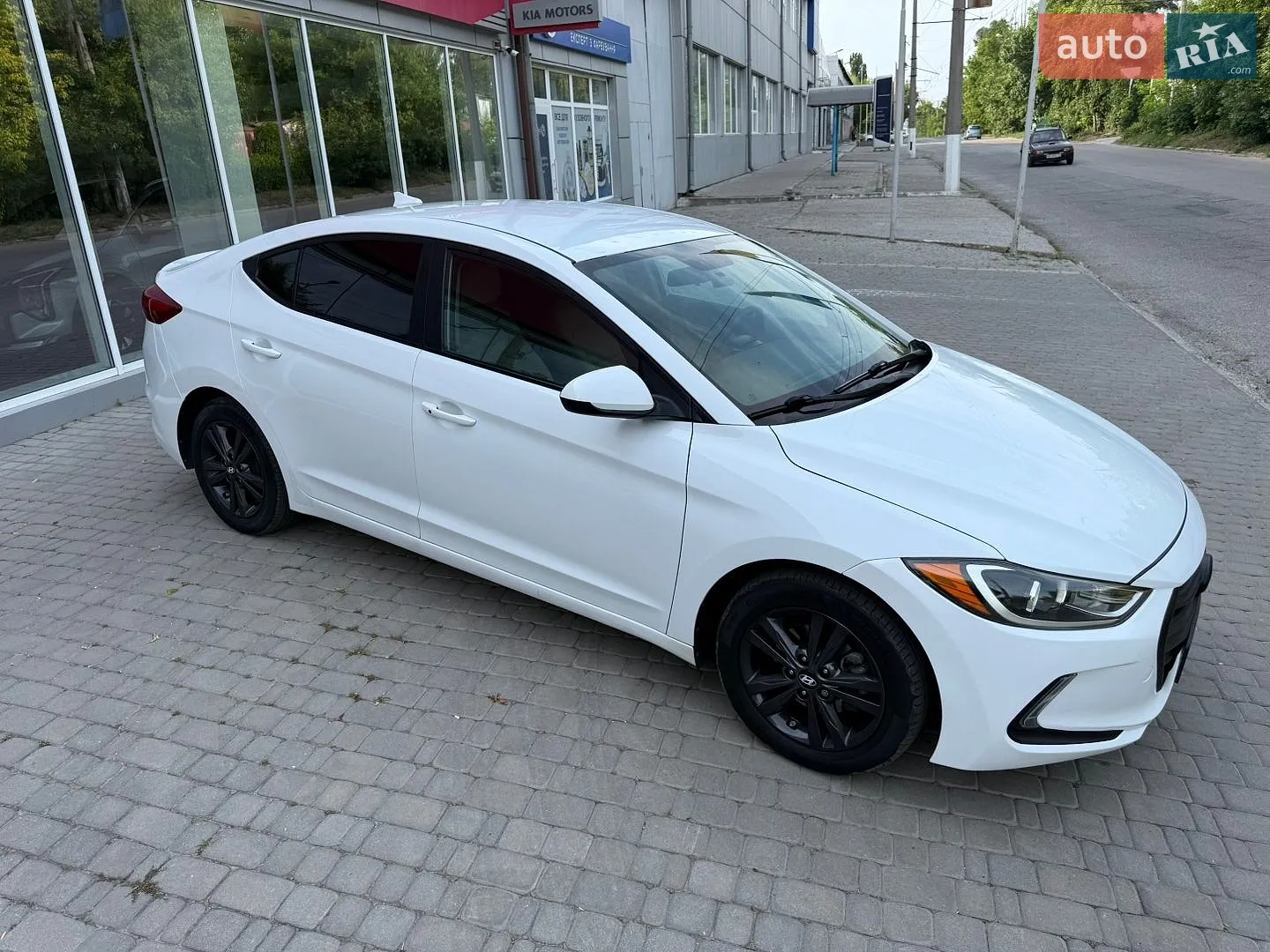 2016 Hyundai Elantra - мініатюра 5