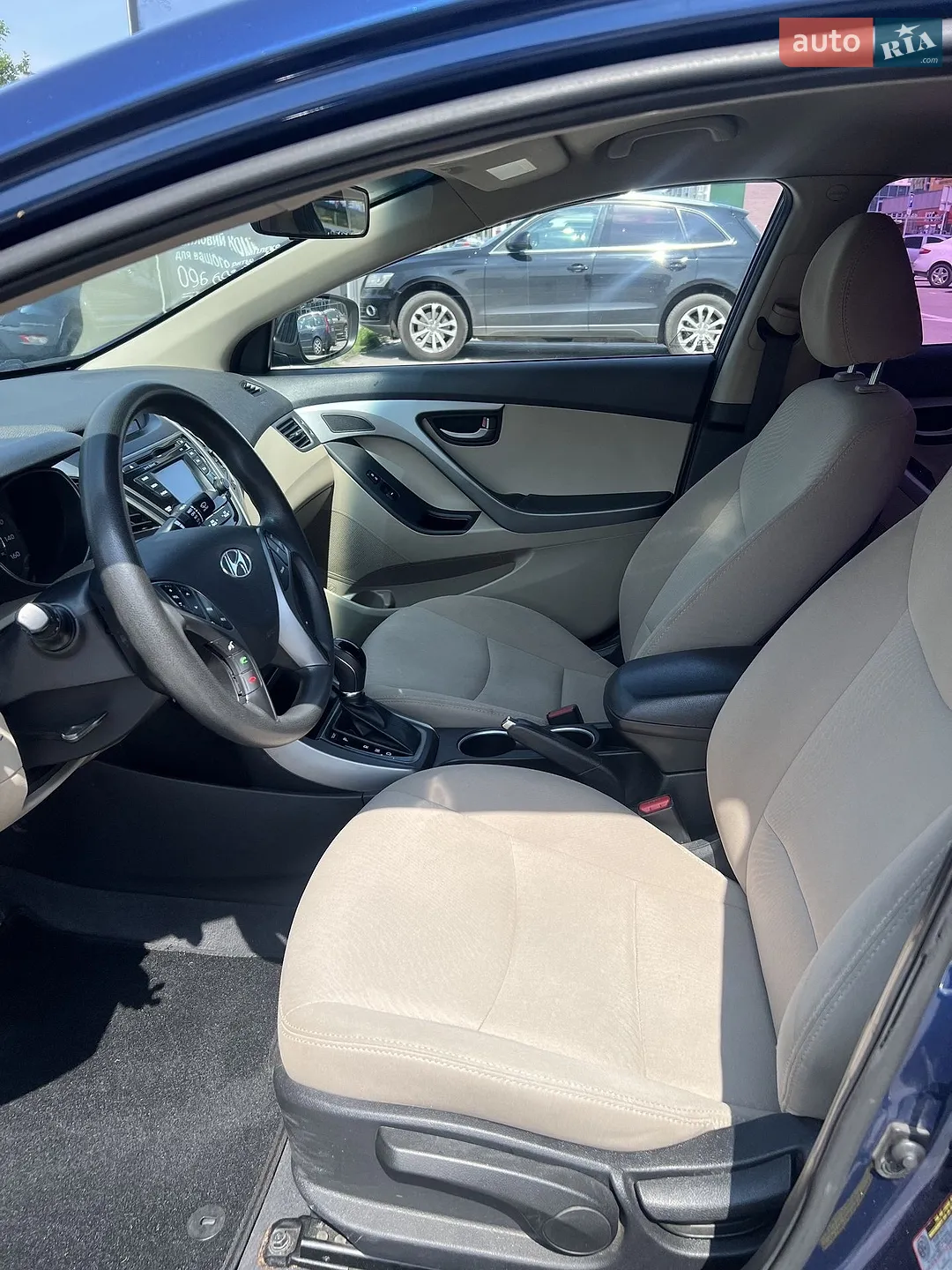 2015 Hyundai Elantra - мініатюра 8