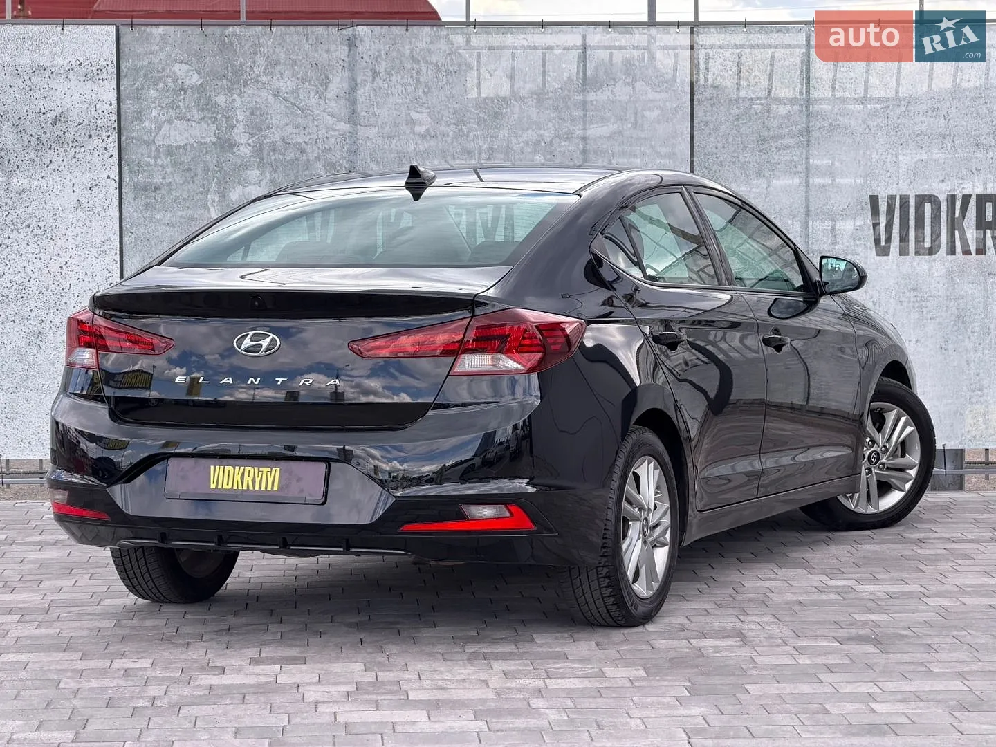 2019 Hyundai Elantra - мініатюра 19