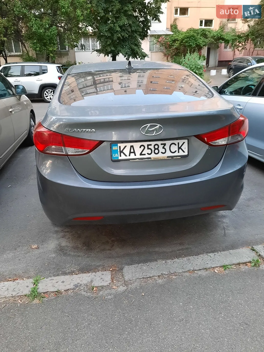 2011 Hyundai Elantra - мініатюра 2