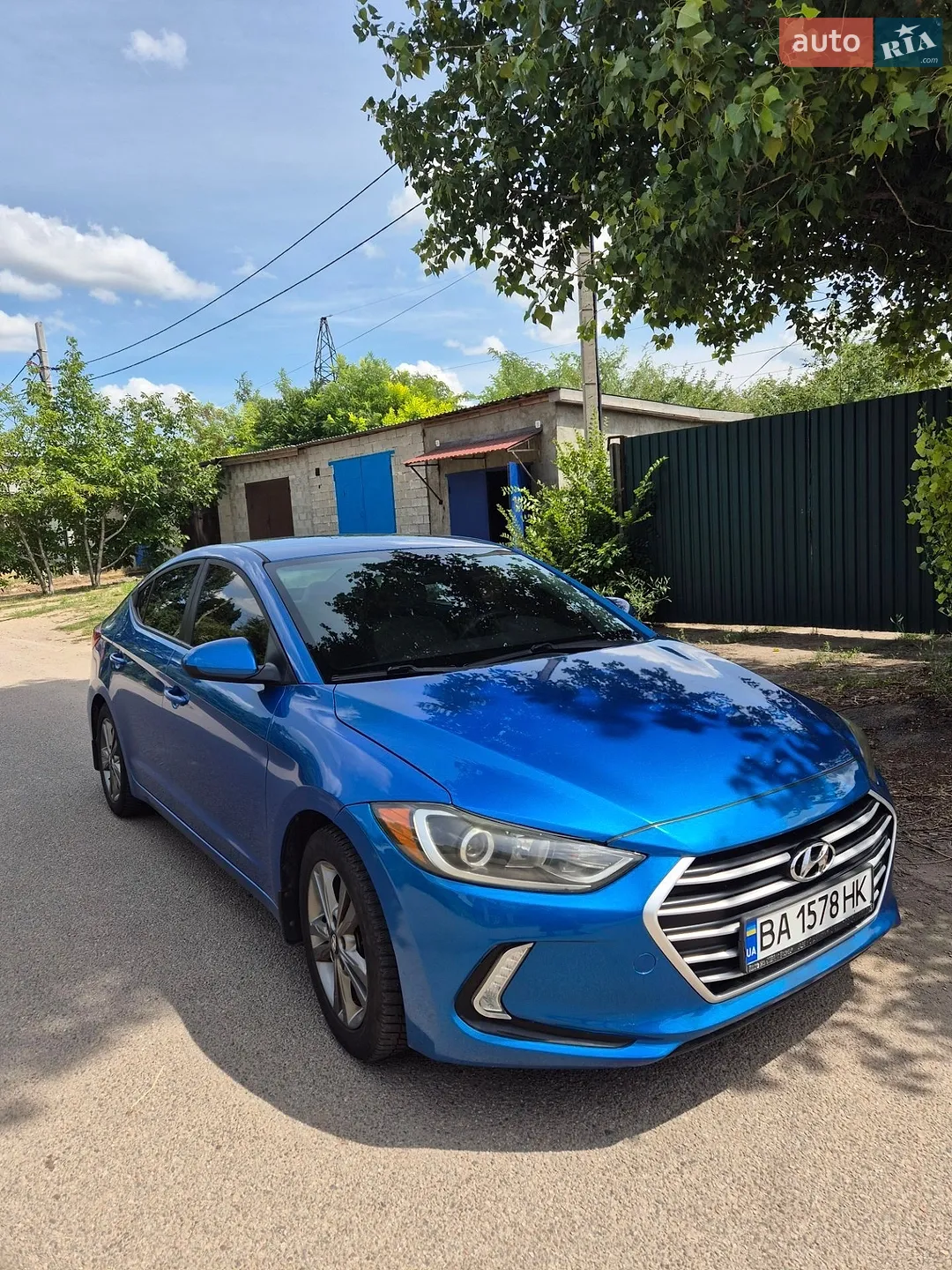 2017 Hyundai Elantra - мініатюра 15