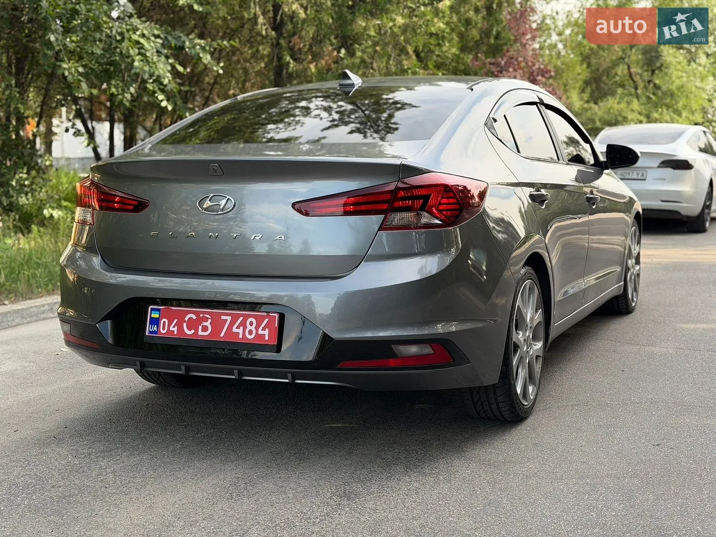 2019 Hyundai Elantra - мініатюра 5