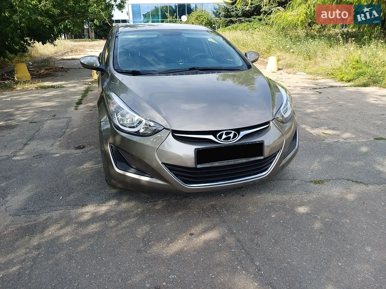 2016 Hyundai Elantra - мініатюра 17