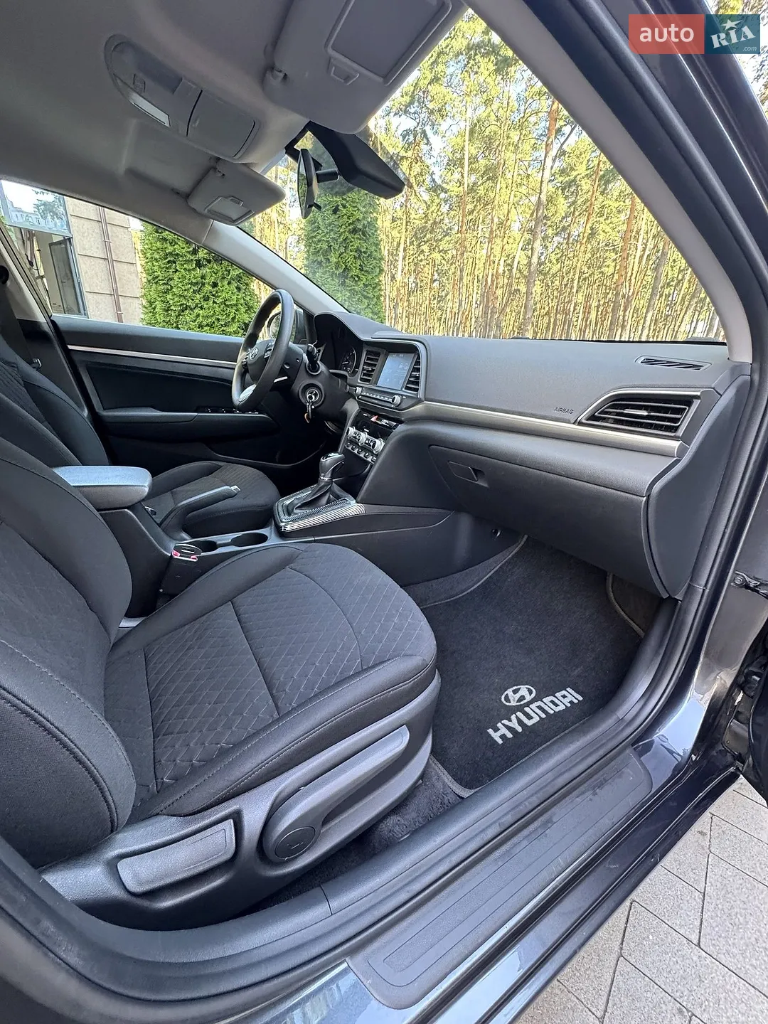 2020 Hyundai Elantra - мініатюра 11