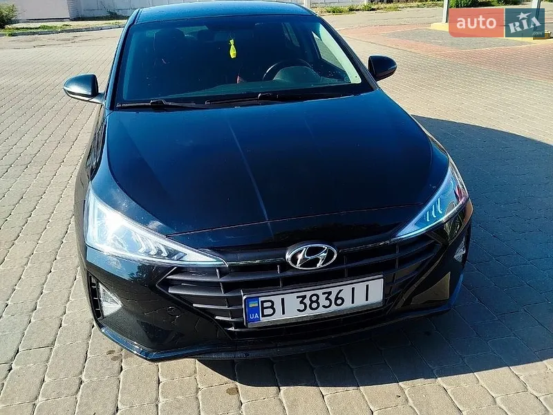 Hyundai Elantra 2019
