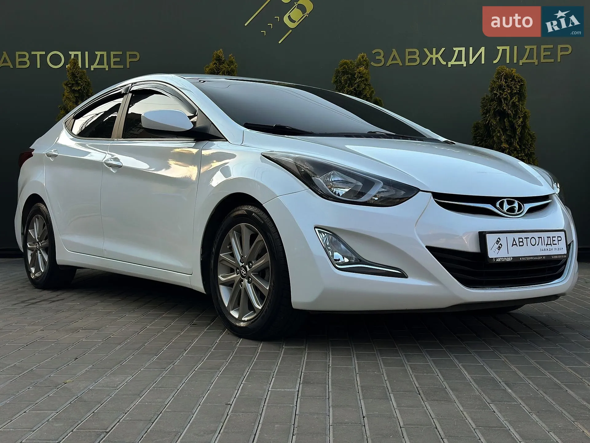 2015 Hyundai Elantra - мініатюра 5
