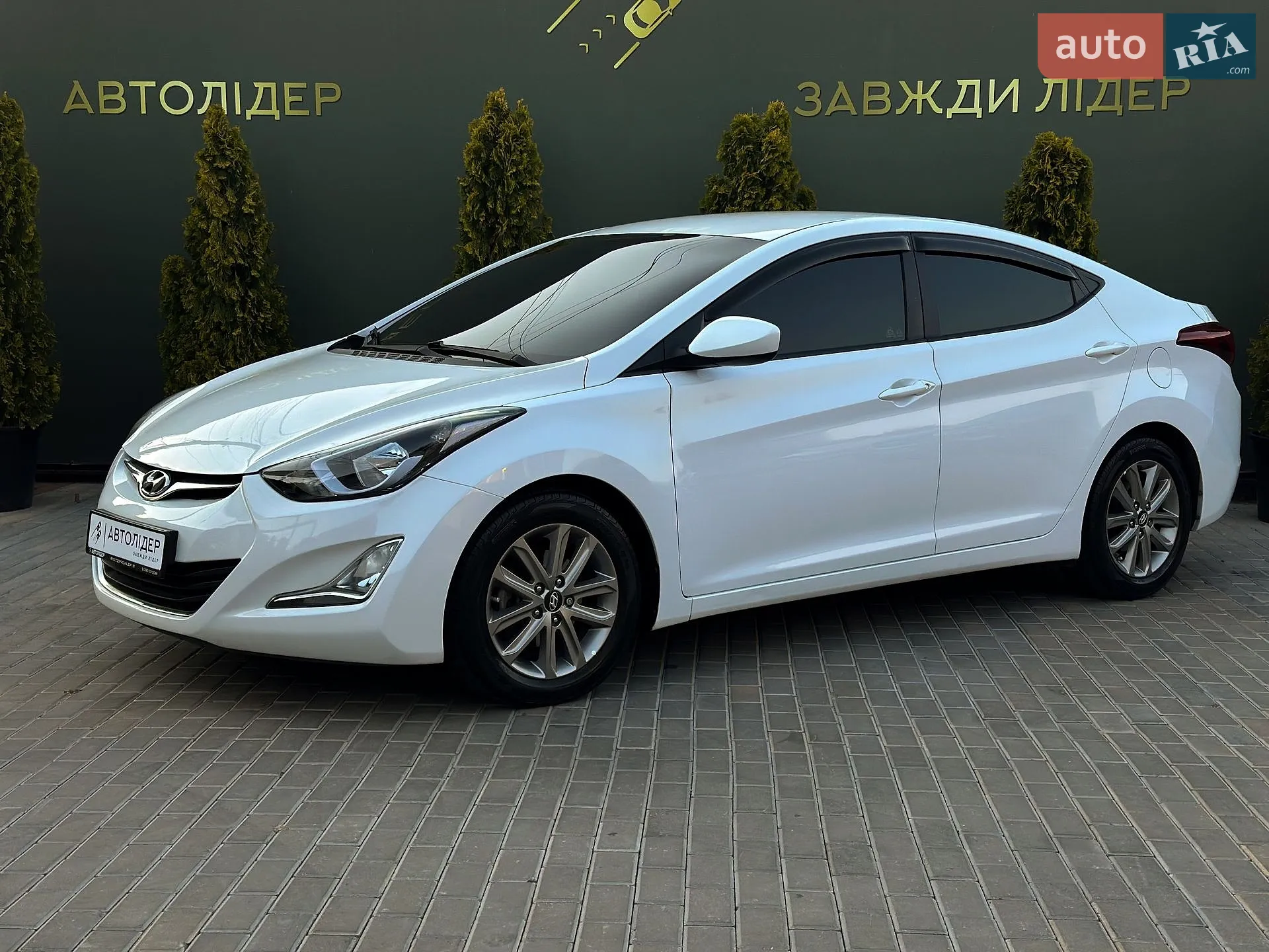 2015 Hyundai Elantra - мініатюра 10