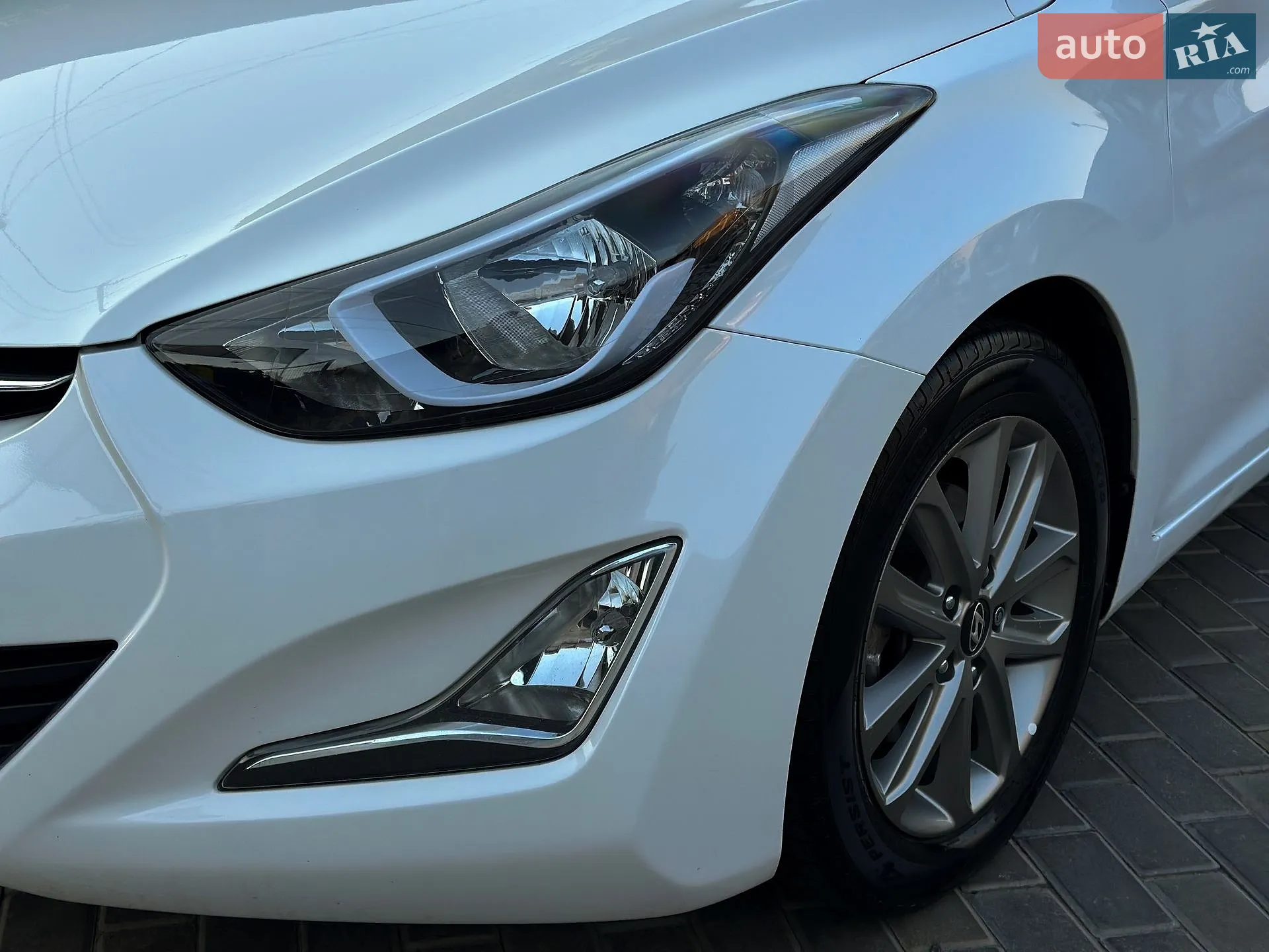 2015 Hyundai Elantra - мініатюра 13