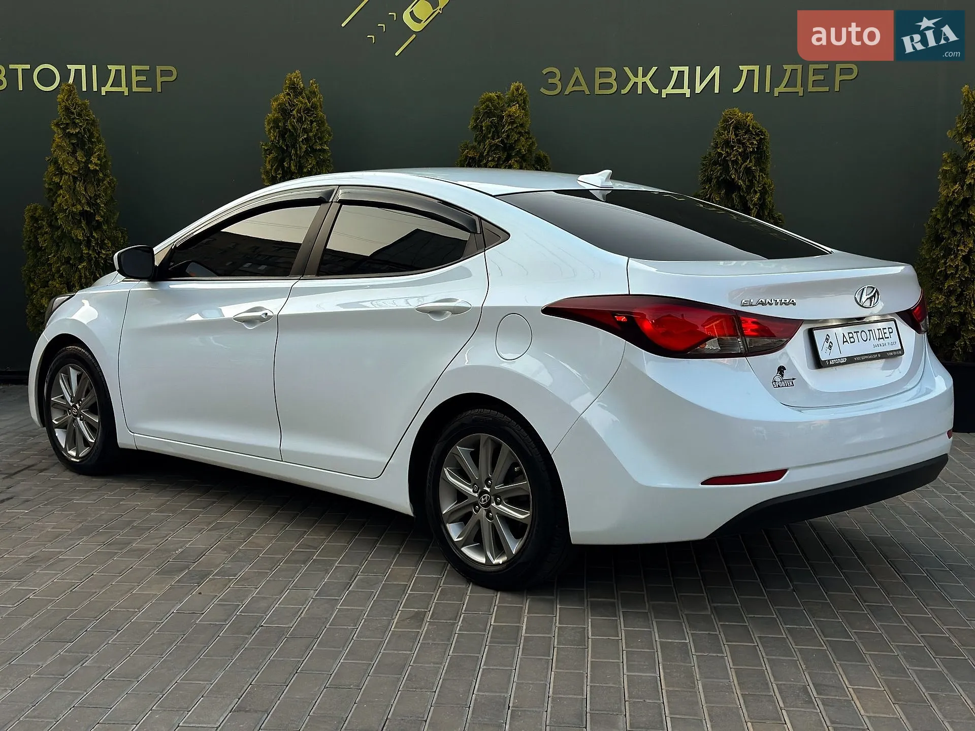 2015 Hyundai Elantra - мініатюра 22