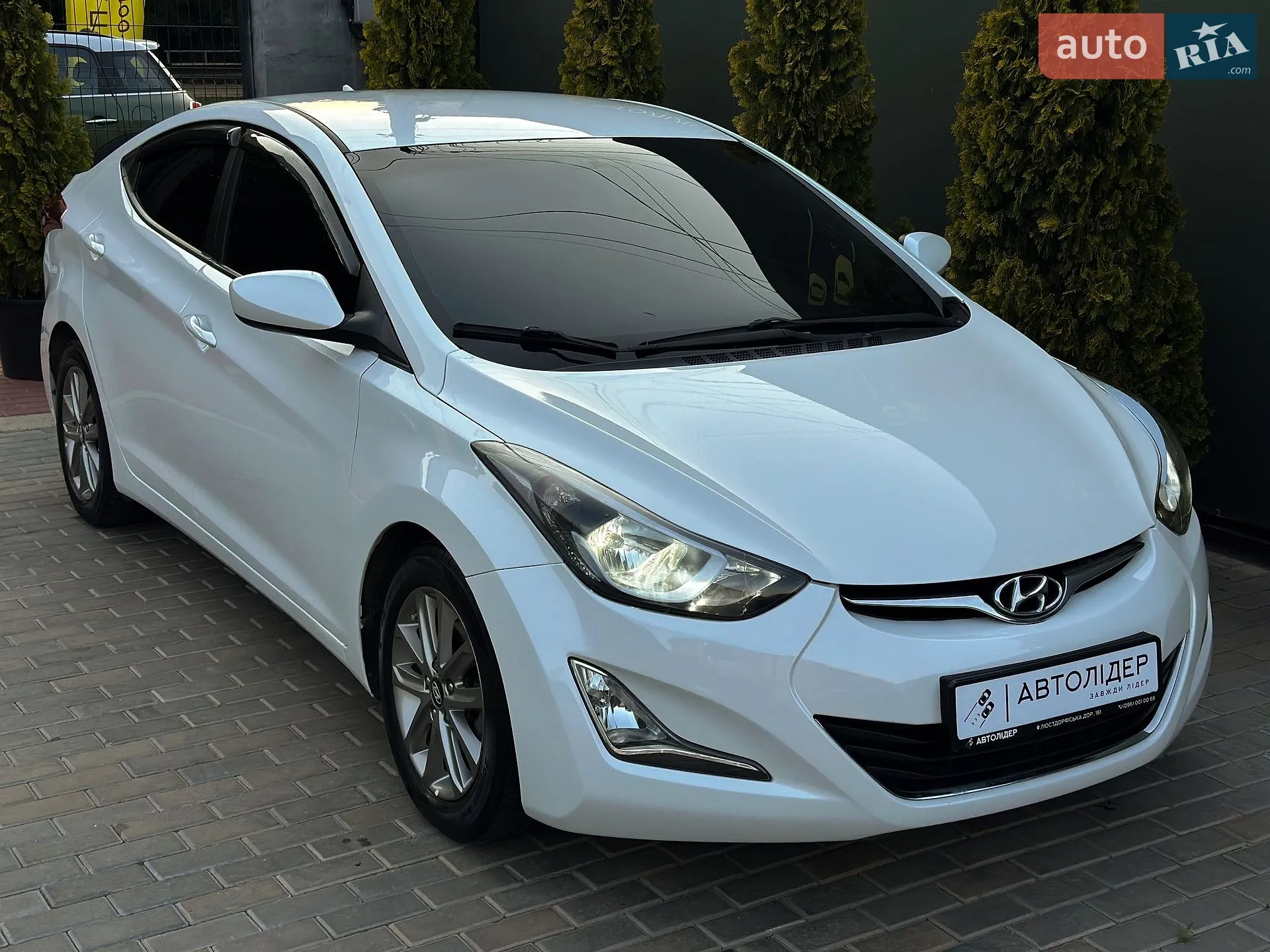 2015 Hyundai Elantra - мініатюра 33