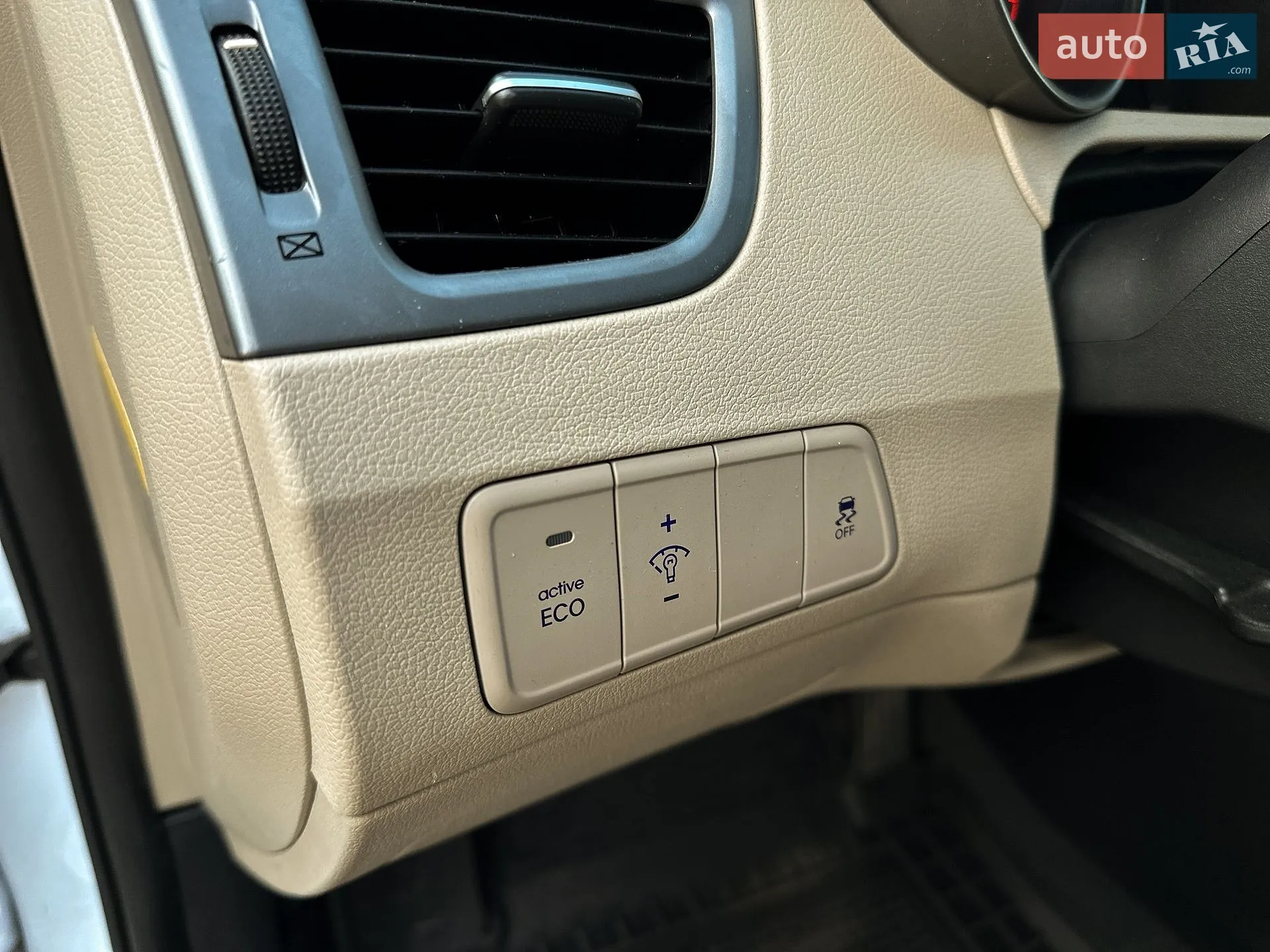 2015 Hyundai Elantra - мініатюра 38