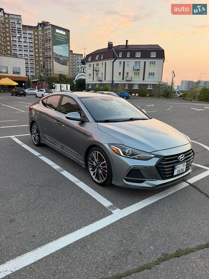 2018 Hyundai Elantra - мініатюра 3