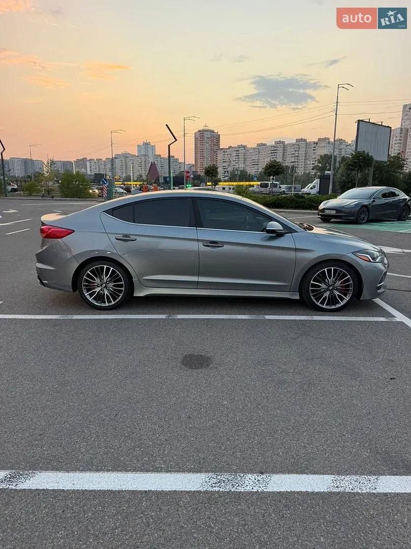 2018 Hyundai Elantra - мініатюра 4