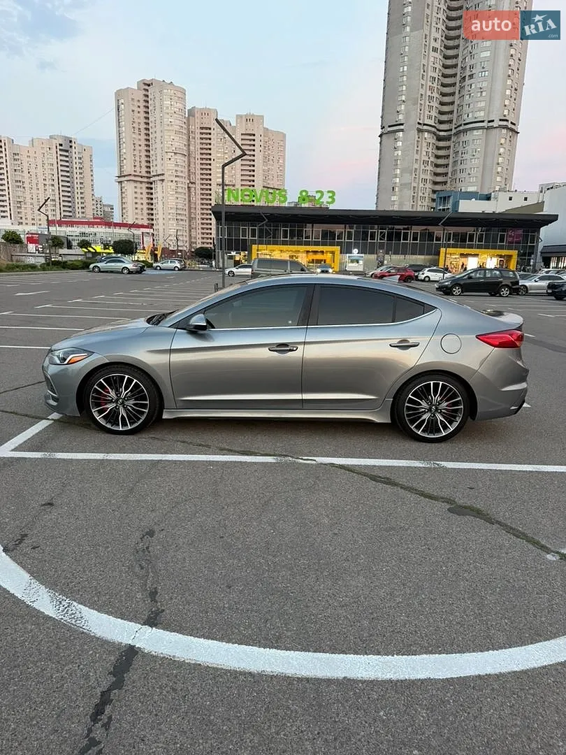 2018 Hyundai Elantra - мініатюра 8