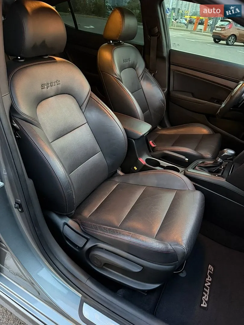 2018 Hyundai Elantra - мініатюра 10