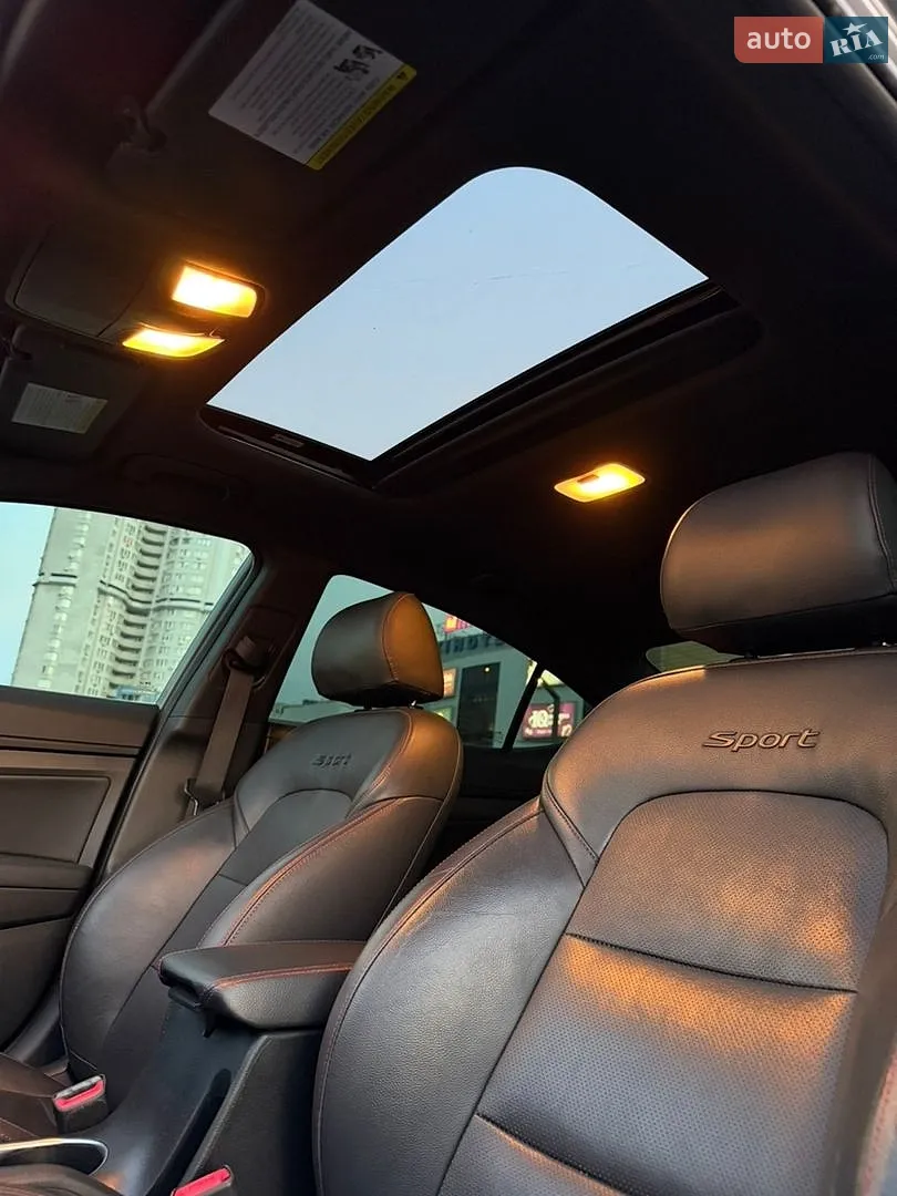 2018 Hyundai Elantra - мініатюра 19
