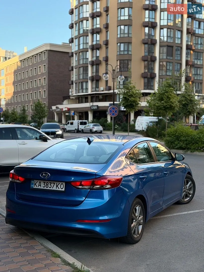 2016 Hyundai Elantra - мініатюра 3