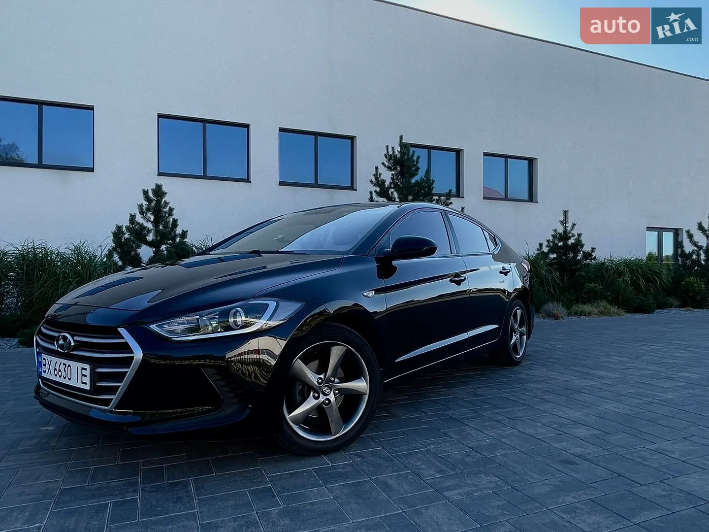 2016 Hyundai Elantra - мініатюра 14