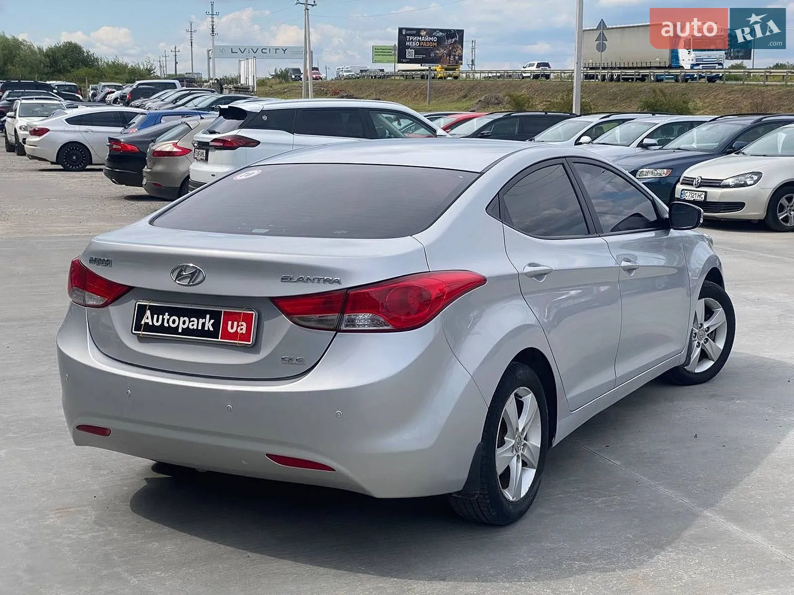 2013 Hyundai Elantra - мініатюра 7