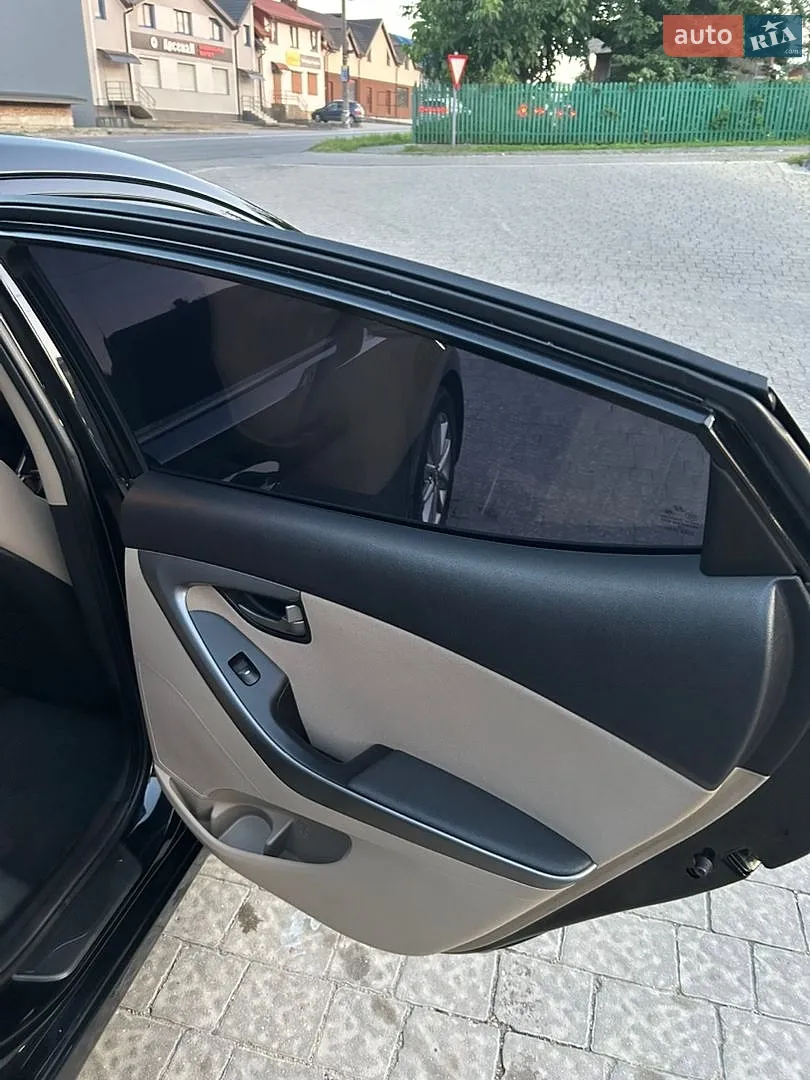 2015 Hyundai Elantra - мініатюра 16