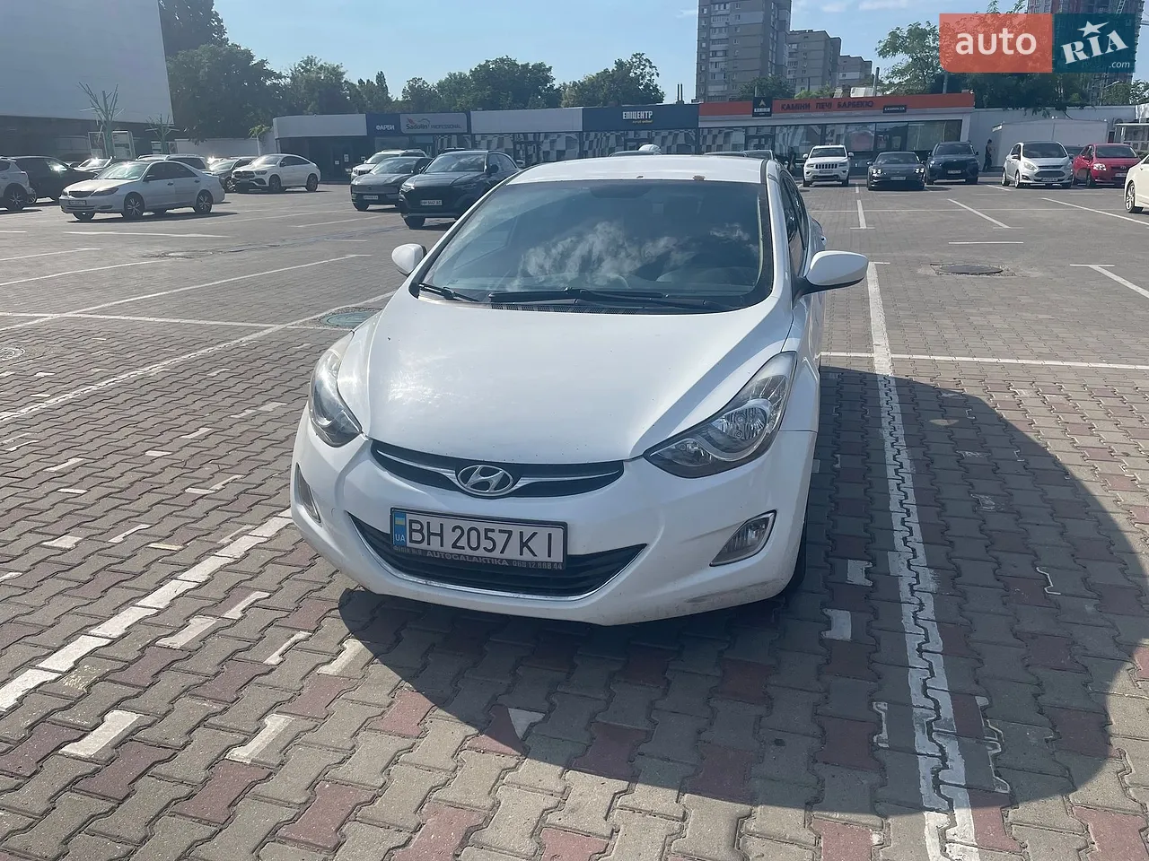 2013 Hyundai Elantra - мініатюра 17