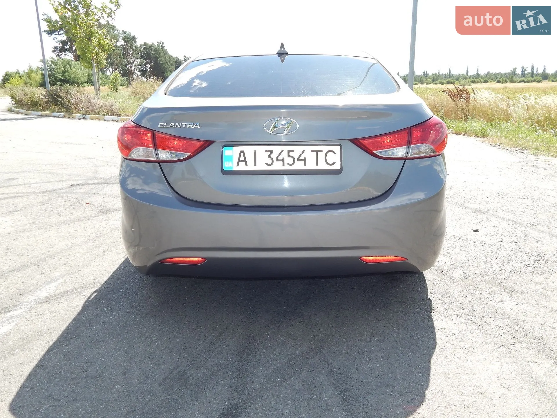 2013 Hyundai Elantra - мініатюра 10