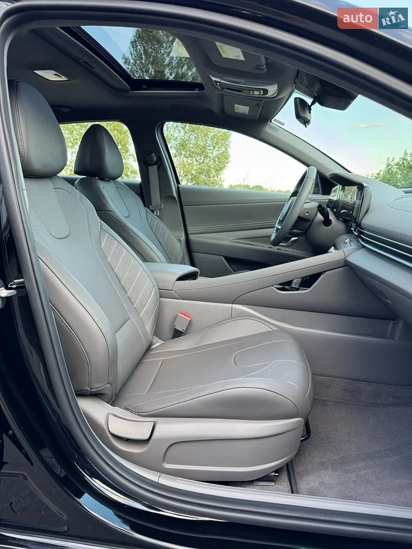 2024 Hyundai Elantra - мініатюра 18