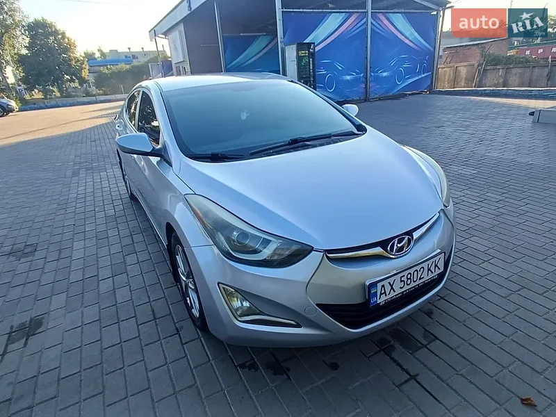 Hyundai Elantra