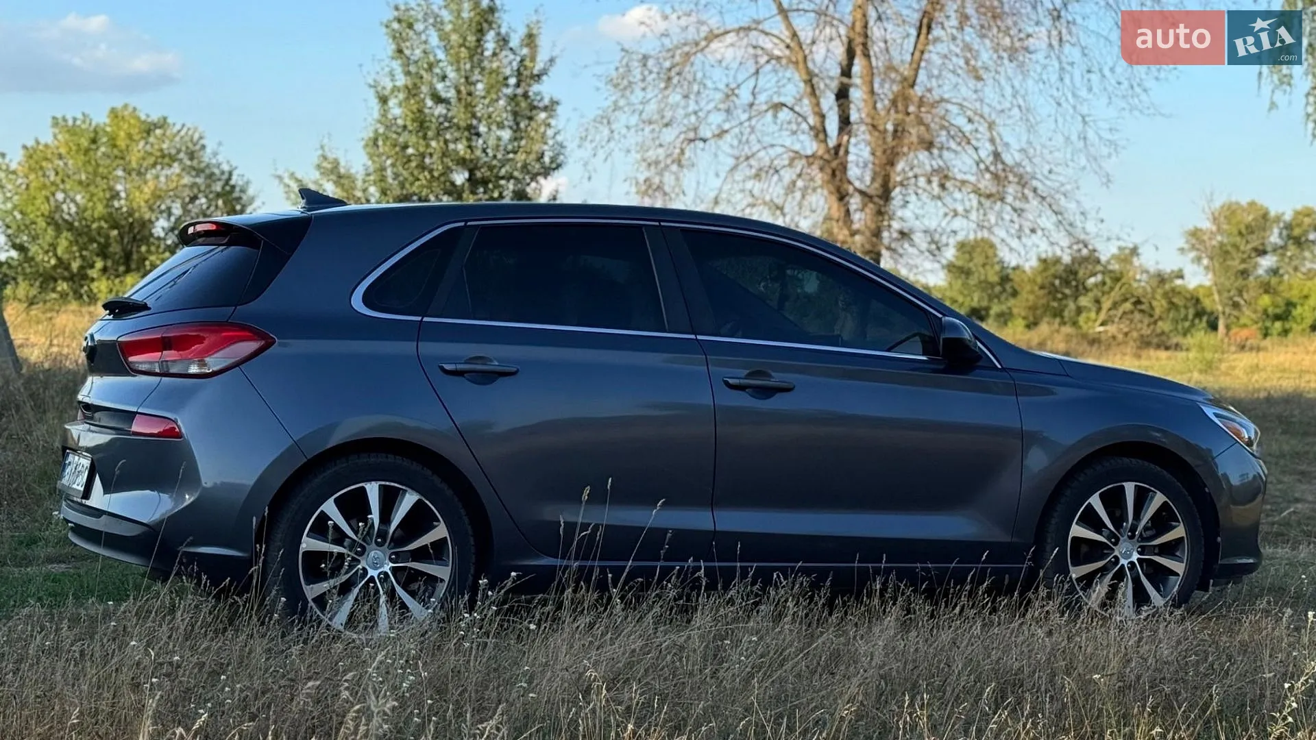 2017 Hyundai Elantra - мініатюра 5