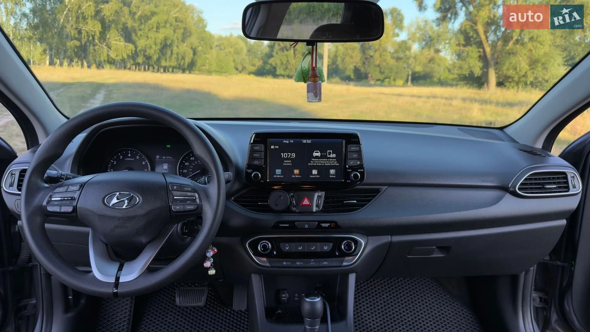 2017 Hyundai Elantra - мініатюра 12