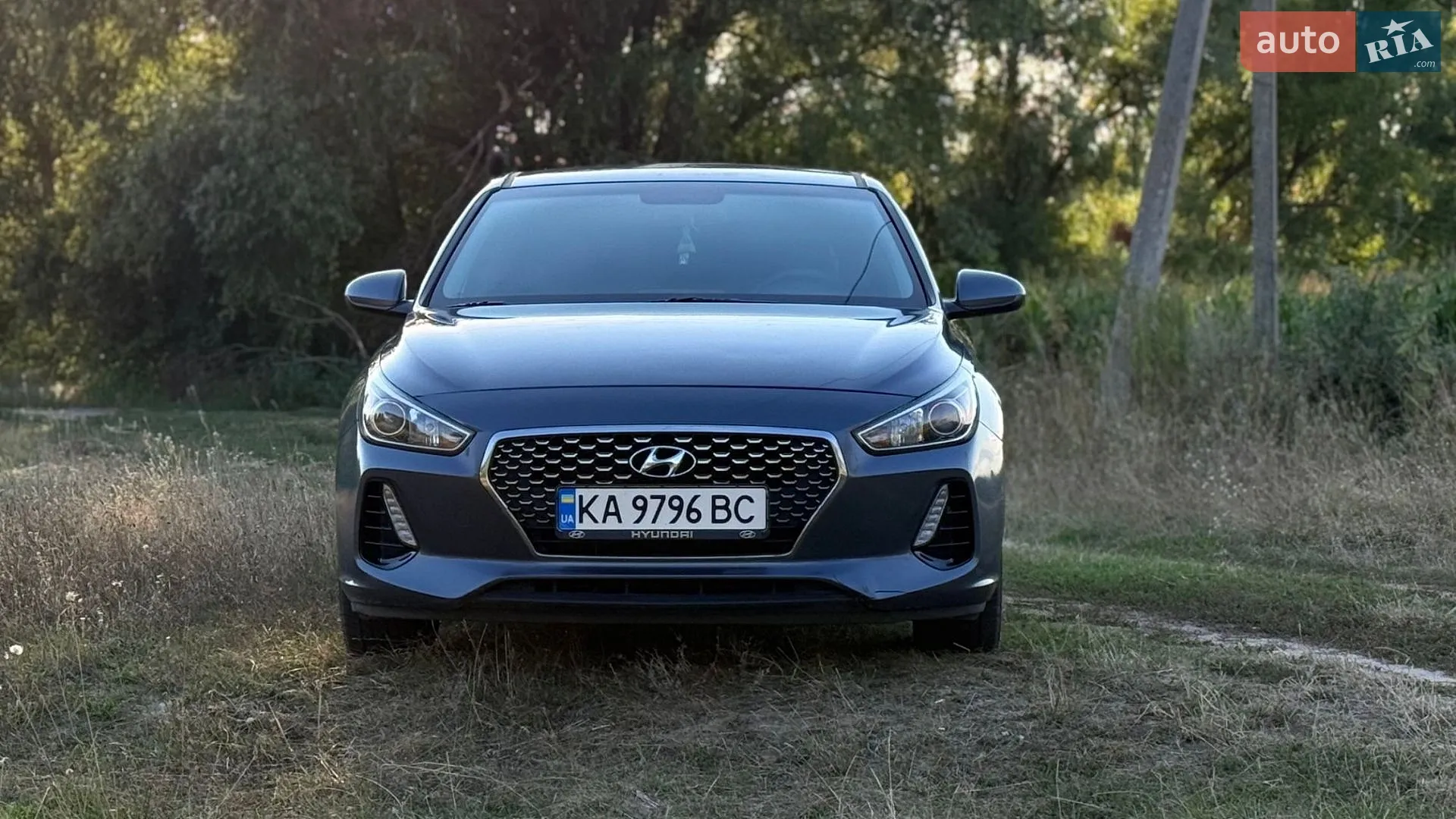 2017 Hyundai Elantra - фото 1