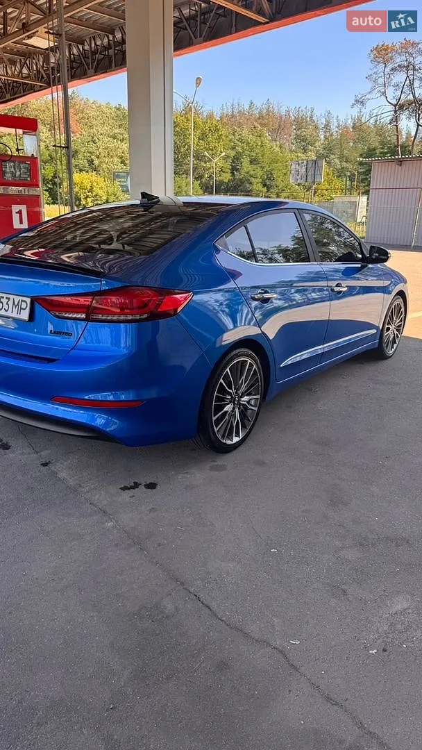 2016 Hyundai Elantra - мініатюра 4