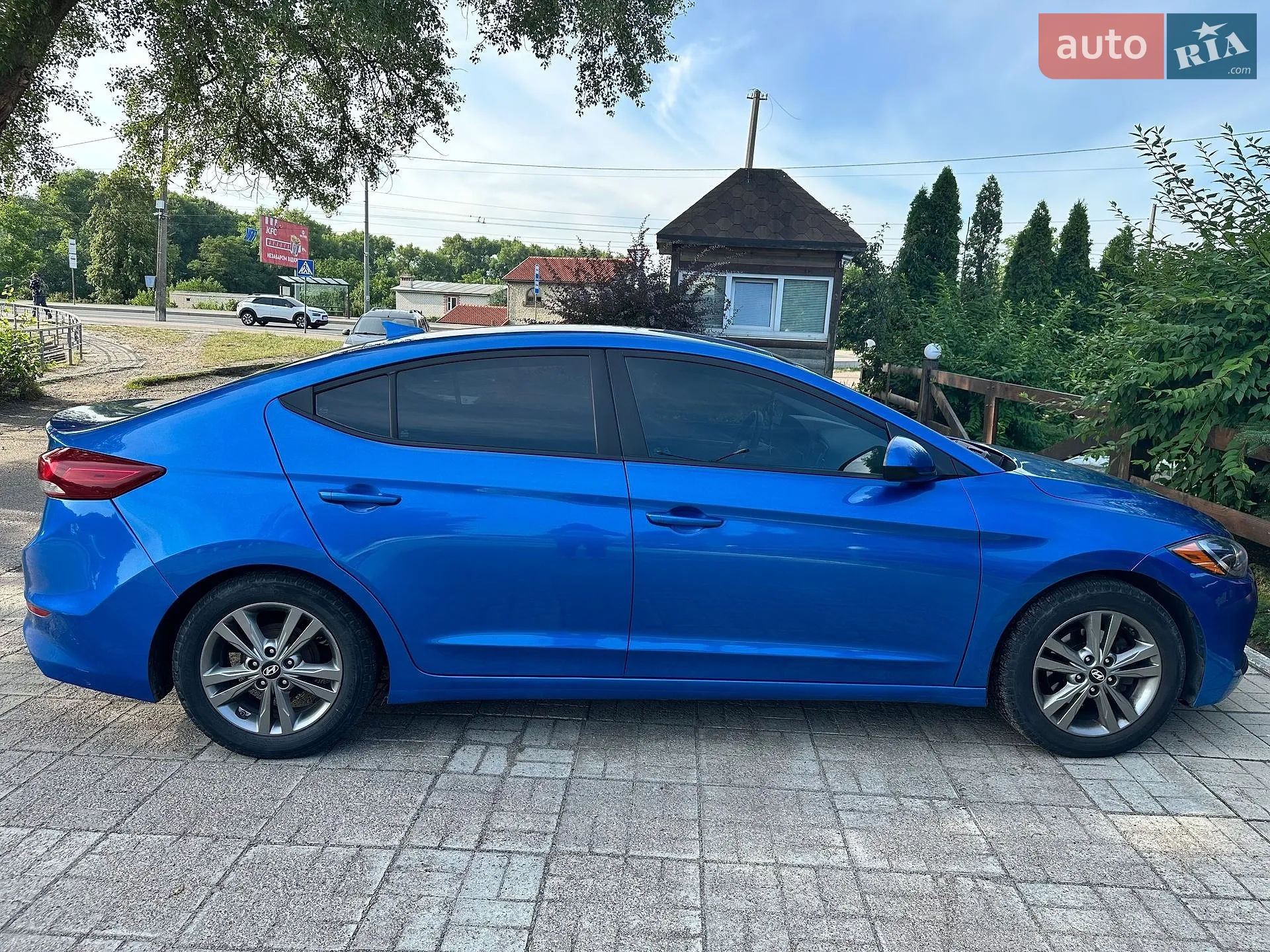 2016 Hyundai Elantra - мініатюра 2