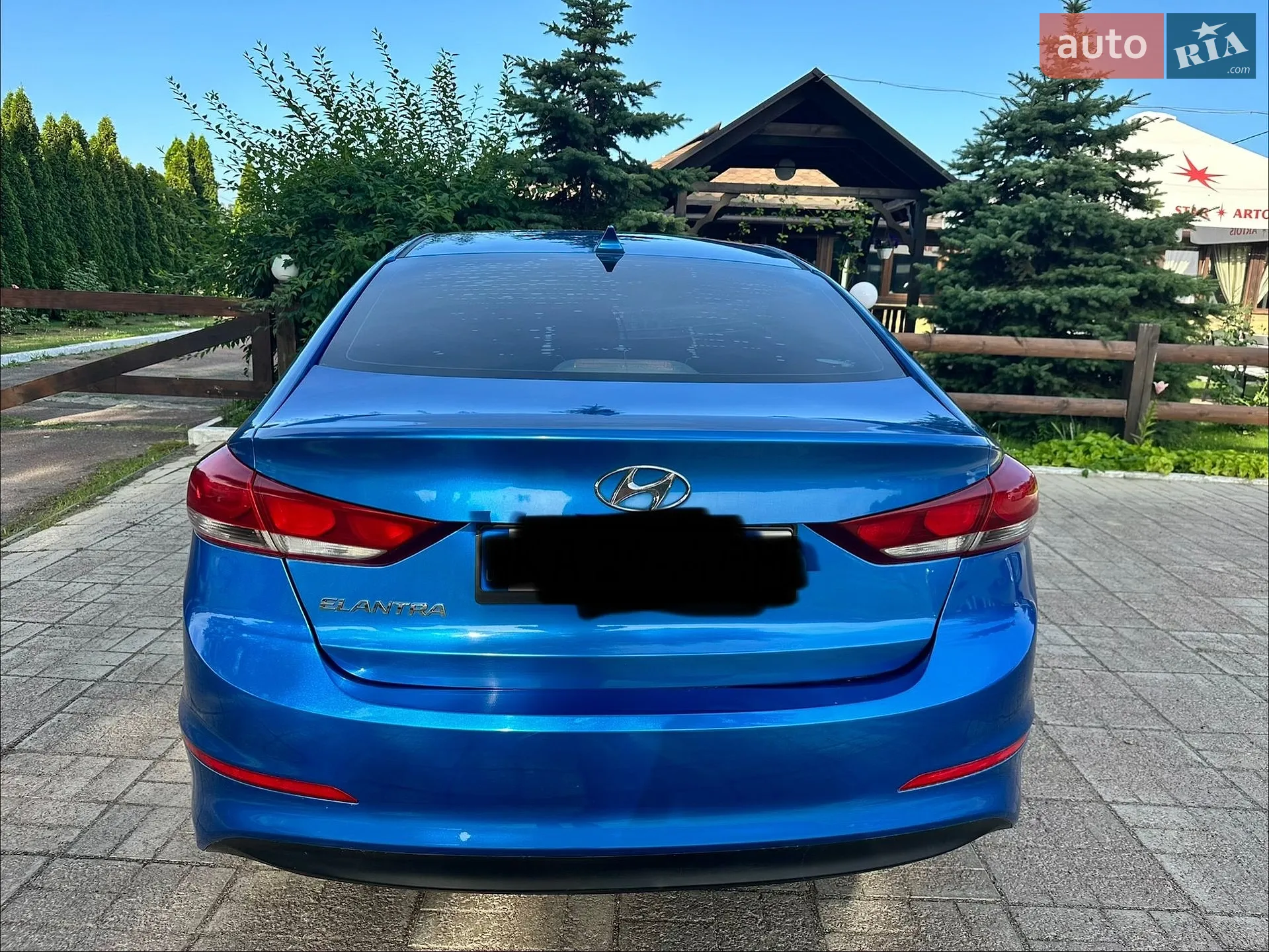2016 Hyundai Elantra - мініатюра 9