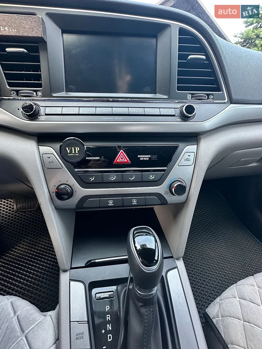2016 Hyundai Elantra - мініатюра 13