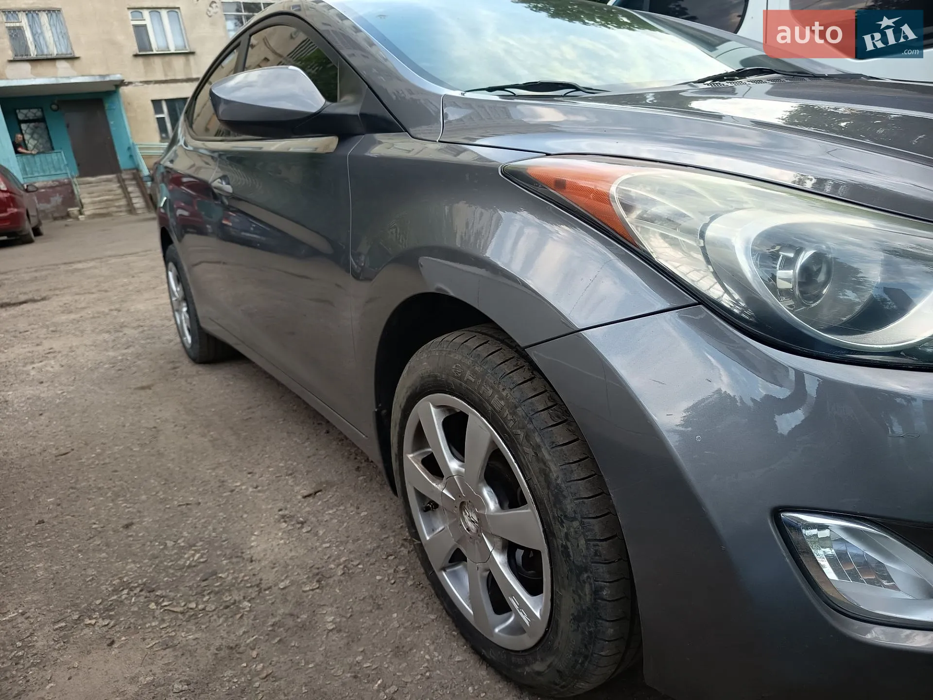 2013 Hyundai Elantra - мініатюра 3