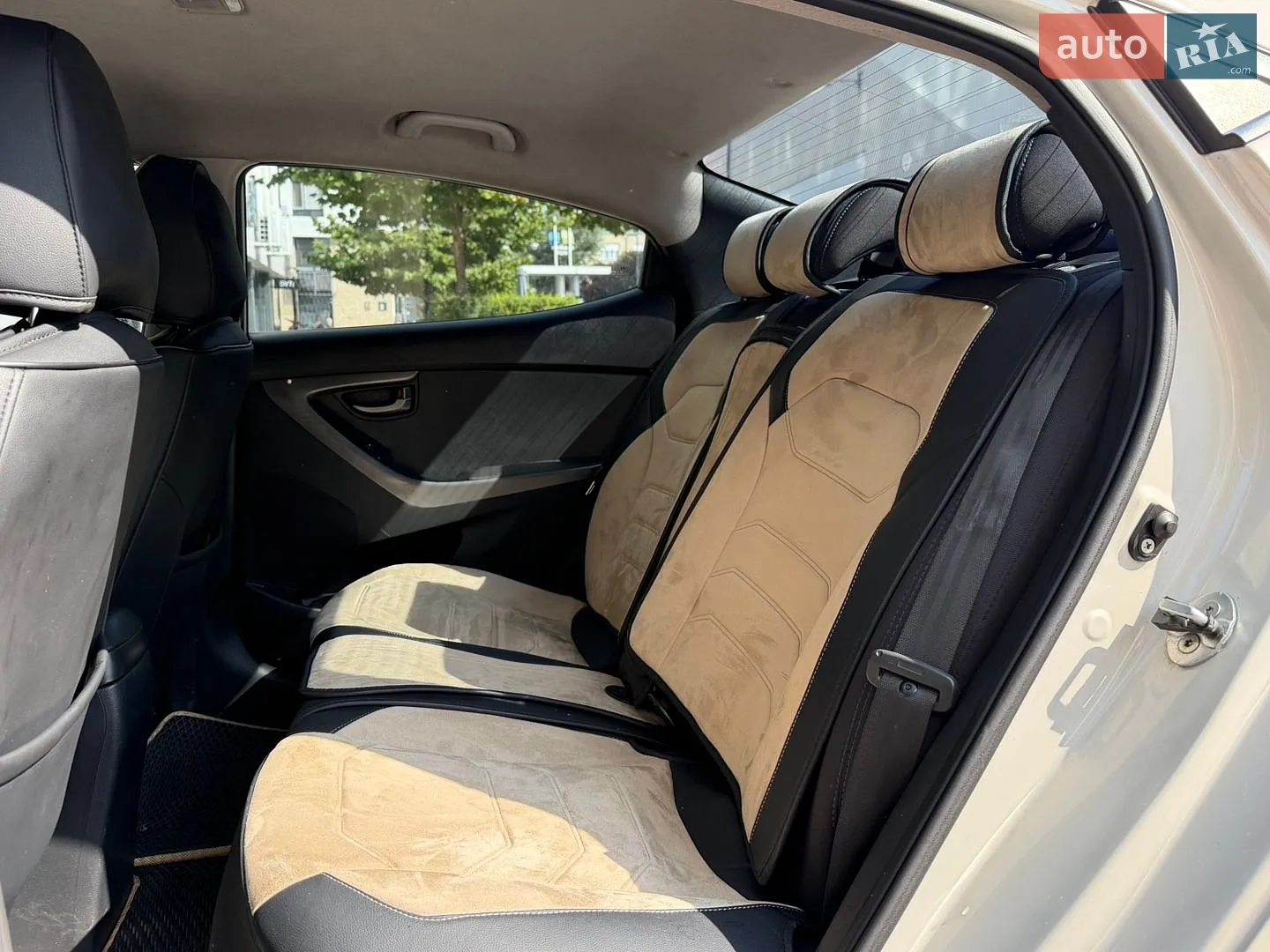 2012 Hyundai Elantra - мініатюра 28